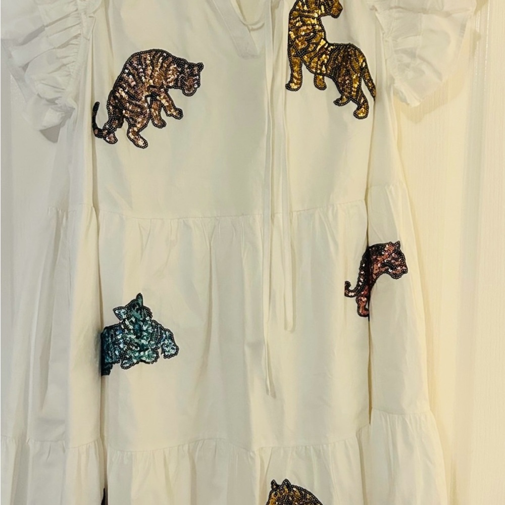 Peach Love California White Ruffled Dress With Sequin Tigers